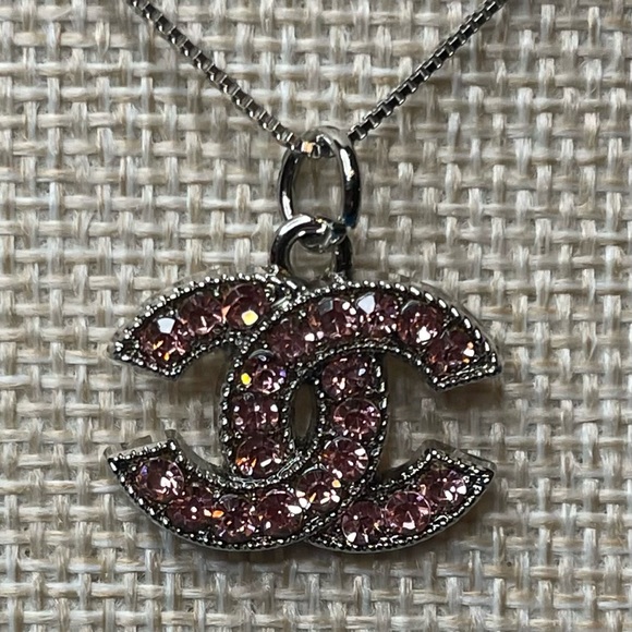 CHANEL Pink Crystal Necklace - Picture 1 of 5